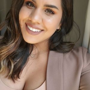 Meet your Posher, Mayra